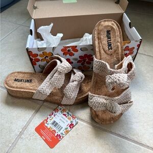 Muk Luks Tan Textured Sole Sandals